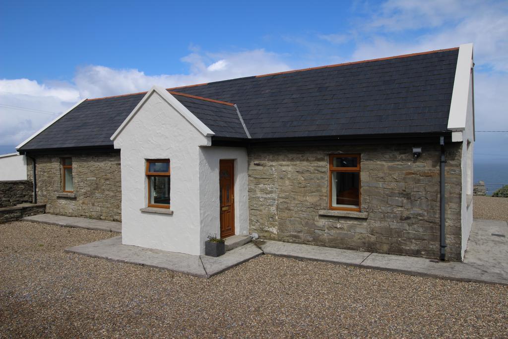 Salt Cliff Cottage Doolin Exterior foto